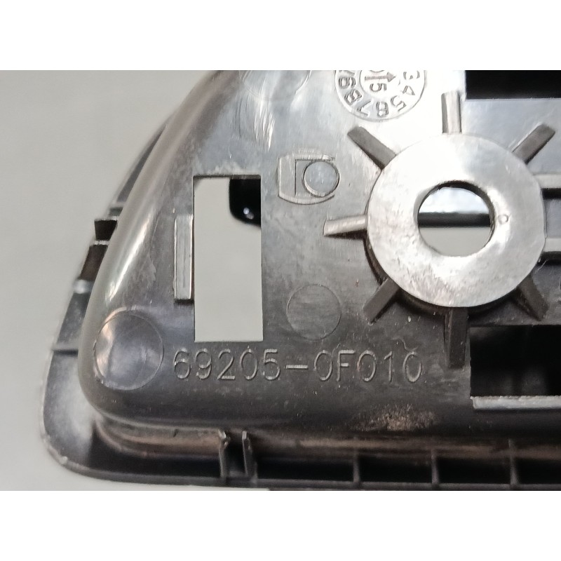 Recambio de maneta interior puerta trasera derecha para toyota corolla verso (zer_, zze12_, r1_) 2.0 d-4d (cur10_) referencia OE