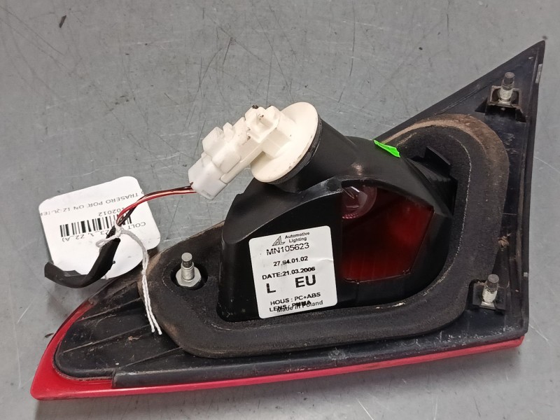 Recambio de piloto trasero porton izquierdo para mitsubishi colt vi (z3_a, z2_a) 1.3 (z21a) referencia OEM IAM MN105623  