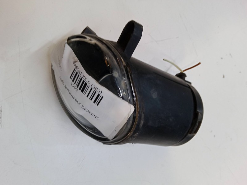 Recambio de faro antiniebla derecho para volkswagen passat b5.5 (3b3) 1.9 tdi 4motion referencia OEM IAM   
