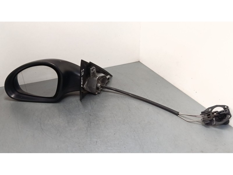 Recambio de retrovisor izquierdo para seat ibiza iii (6l1) 1.4 16v referencia OEM IAM   