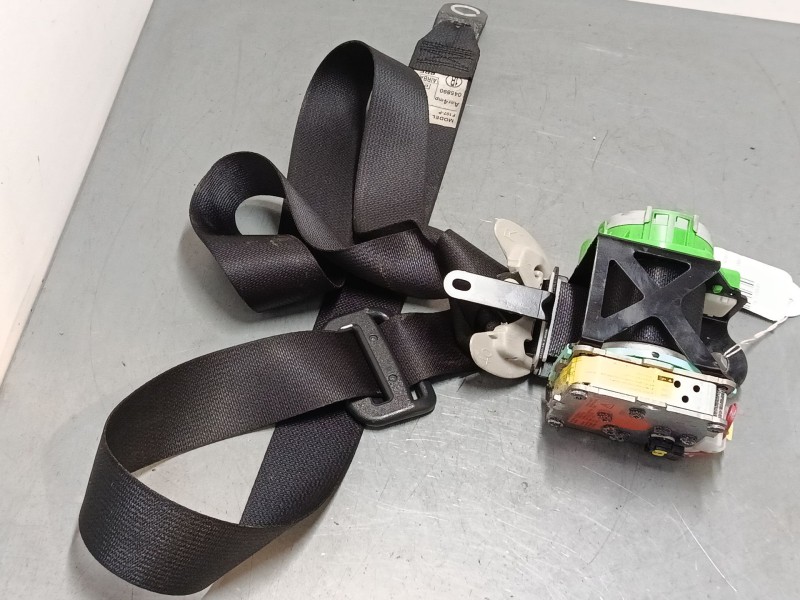 Recambio de cinturon seguridad delantero derecho para toyota verso (_r2_) 2.0 d-4d (aur20_) referencia OEM IAM   