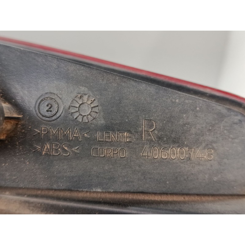 Recambio de piloto trasero derecho para fiat doblo monospace (119_, 223_) 1.9 jtd (223axe1a) referencia OEM IAM 040600999000  