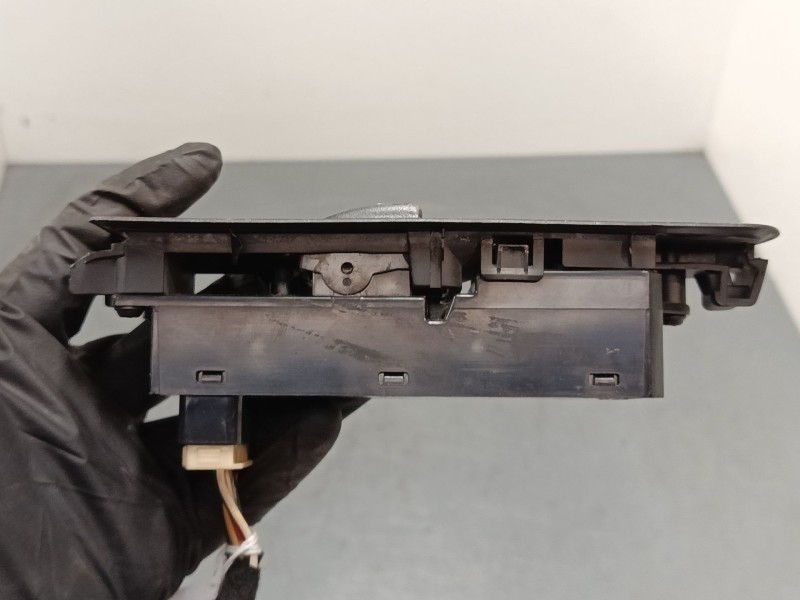 Recambio de mando elevalunas delantero izquierdo para mitsubishi colt vi (z3_a, z2_a) 1.3 (z21a) referencia OEM IAM MR587959  