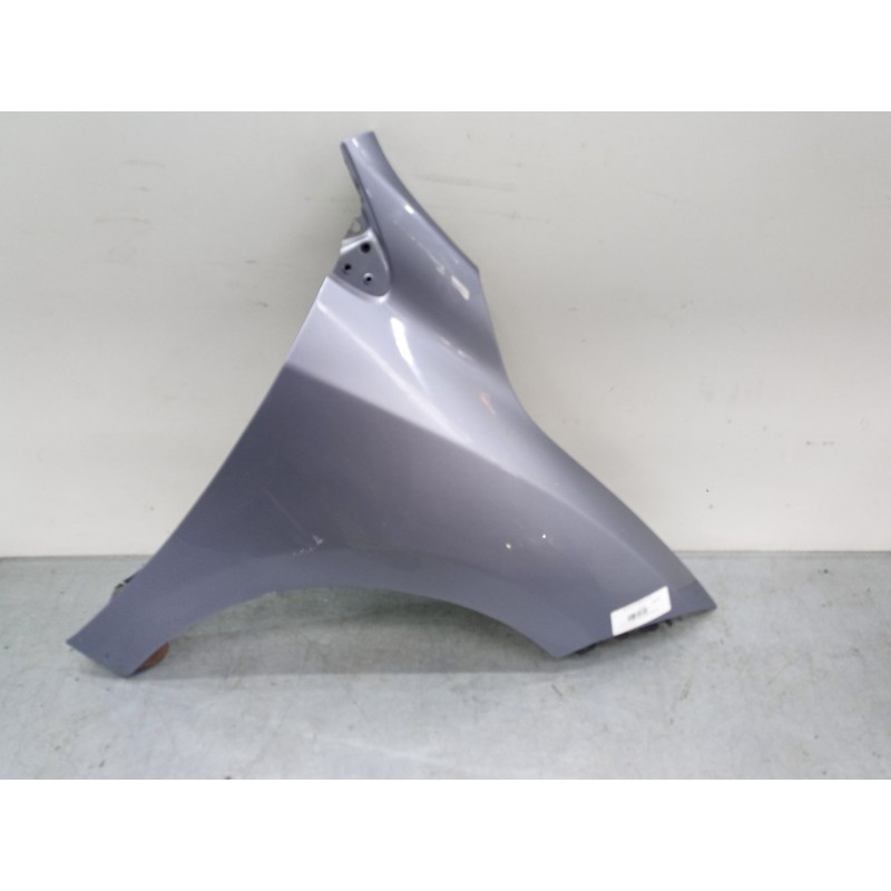 Recambio de aleta delantera derecha para renault megane iii hatchback (bz0/1_, b3_) 1.5 dci referencia OEM IAM   