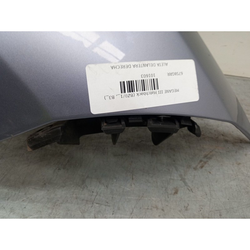 Recambio de aleta delantera derecha para renault megane iii hatchback (bz0/1_, b3_) 1.5 dci referencia OEM IAM   