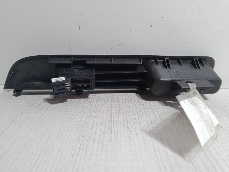 Recambio de mando elevalunas delantero derecho para suzuki swift iii (mz, ez) 1.3 (rs 413) referencia OEM IAM   