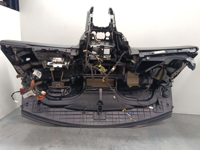 Recambio de salpicadero para peugeot 3008 i monospace (0u_) 2.0 hdi referencia OEM IAM   