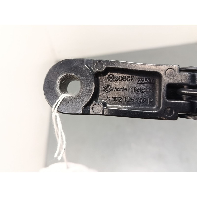 Recambio de brazo limpia delantero derecho para peugeot 3008 i monospace (0u_) 2.0 hdi referencia OEM IAM 9683098980  