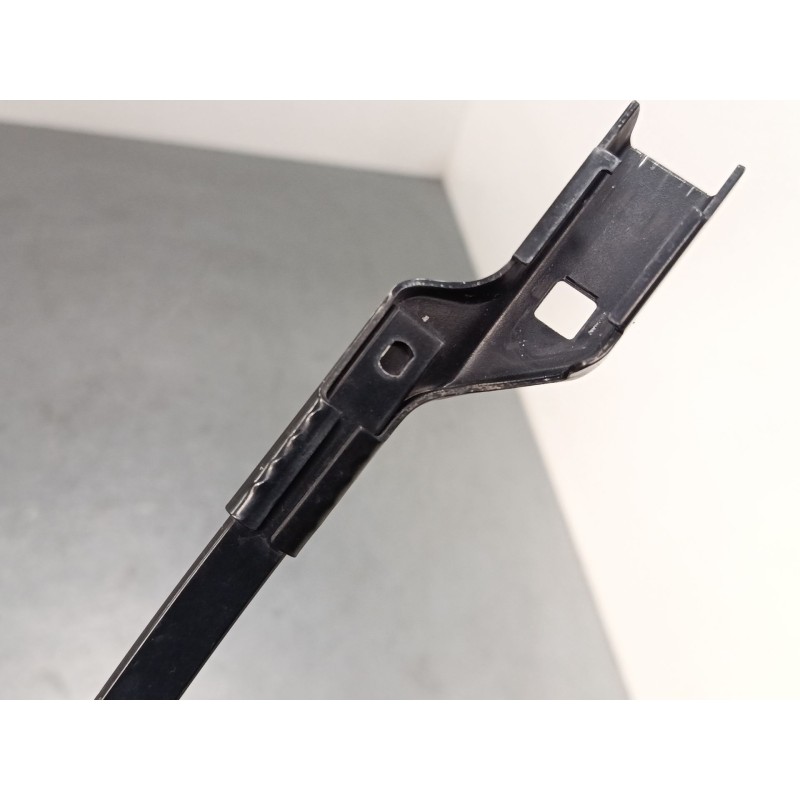 Recambio de brazo limpia delantero derecho para peugeot 3008 i monospace (0u_) 2.0 hdi referencia OEM IAM 9683098980  