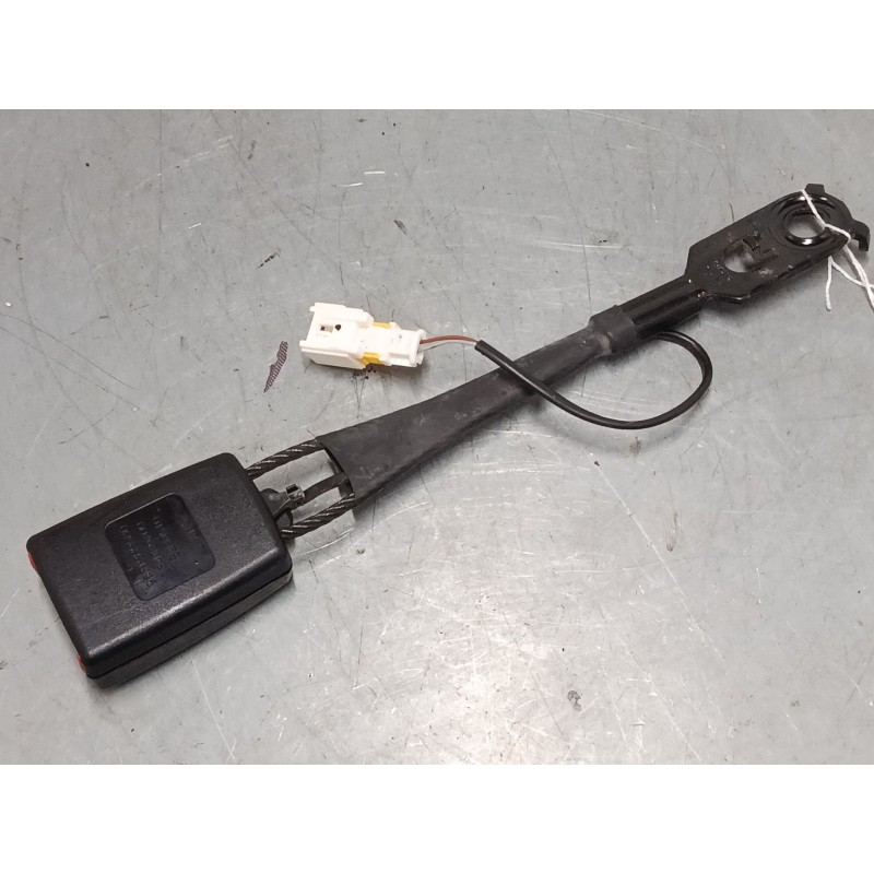Recambio de anclaje cinturon delantero derecho para peugeot 3008 i monospace (0u_) 2.0 hdi referencia OEM IAM 9681989580  