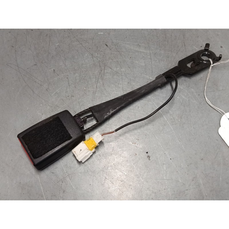 Recambio de anclaje cinturon delantero izquierdo para peugeot 3008 i monospace (0u_) 2.0 hdi referencia OEM IAM 9681989580  