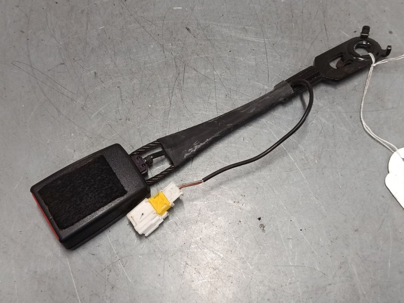 Recambio de anclaje cinturon delantero izquierdo para peugeot 3008 i monospace (0u_) 2.0 hdi referencia OEM IAM 9681989580  