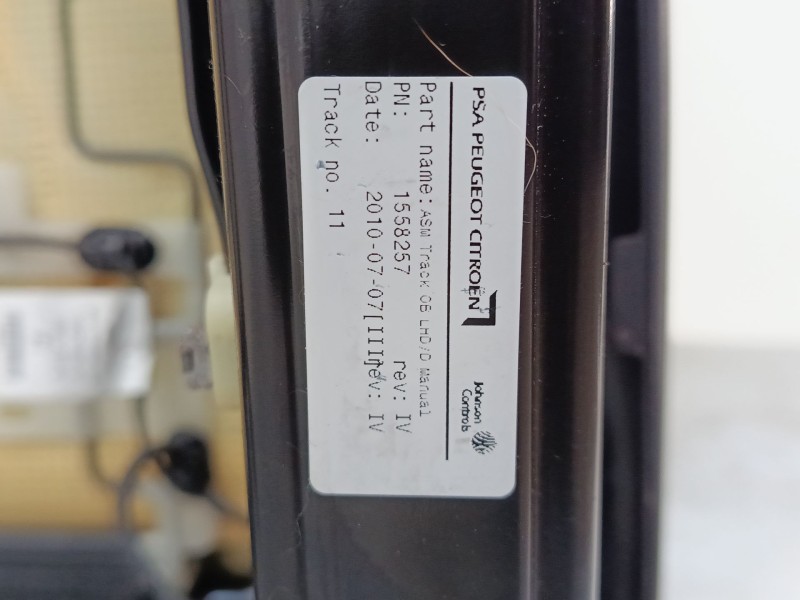 Recambio de asiento delantero izquierdo para peugeot 3008 i monospace (0u_) 2.0 hdi referencia OEM IAM   