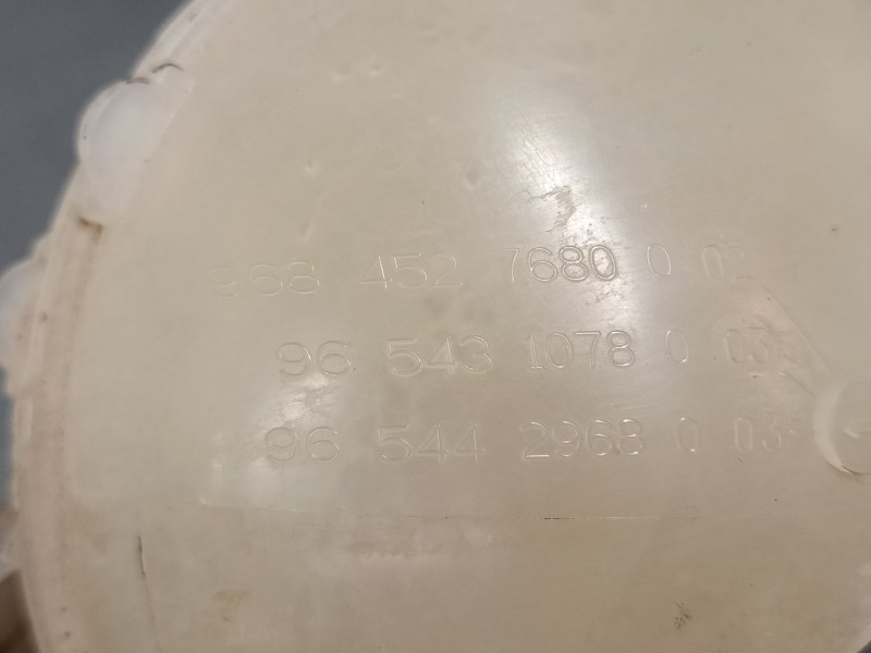 Recambio de botella expansion para peugeot 3008 i monospace (0u_) 2.0 hdi referencia OEM IAM 9684527680  