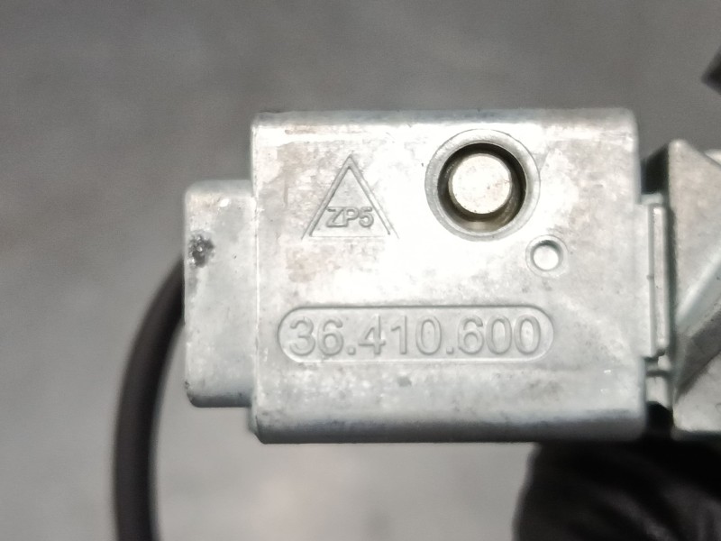 Recambio de clausor para peugeot 3008 i monospace (0u_) 2.0 hdi referencia OEM IAM 9663123380 36410600 