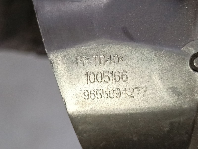 Recambio de aireador central izquierdo para peugeot 3008 i monospace (0u_) 2.0 hdi referencia OEM IAM 9655994277  