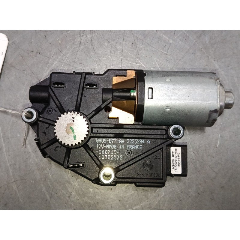 Recambio de motor techo solar para peugeot 3008 i monospace (0u_) 2.0 hdi referencia OEM IAM 2223284A  