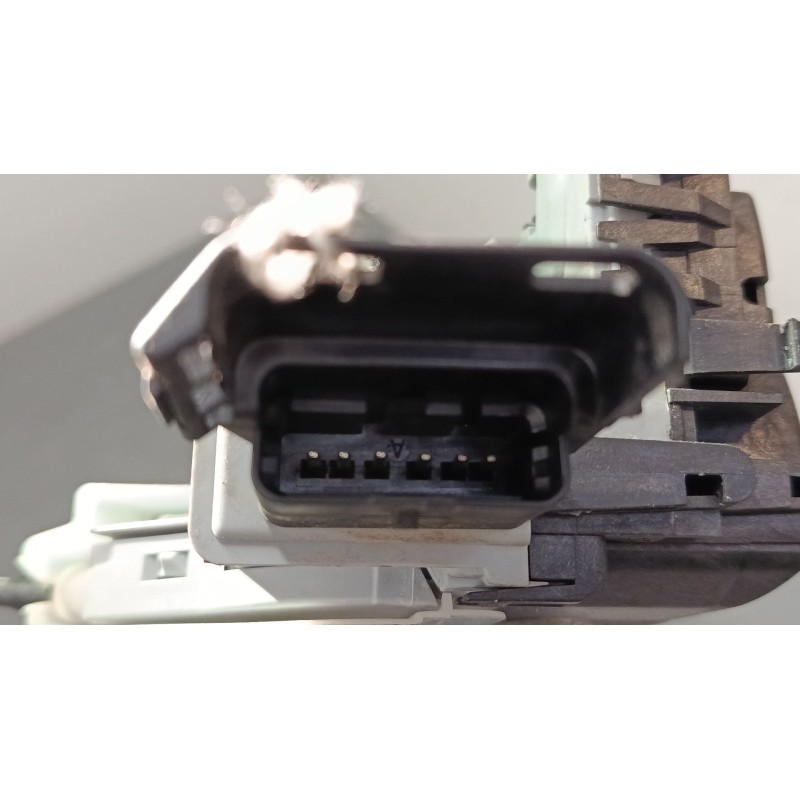 Recambio de cerradura puerta trasera izquierda para peugeot 3008 i monospace (0u_) 2.0 hdi referencia OEM IAM 732297  
