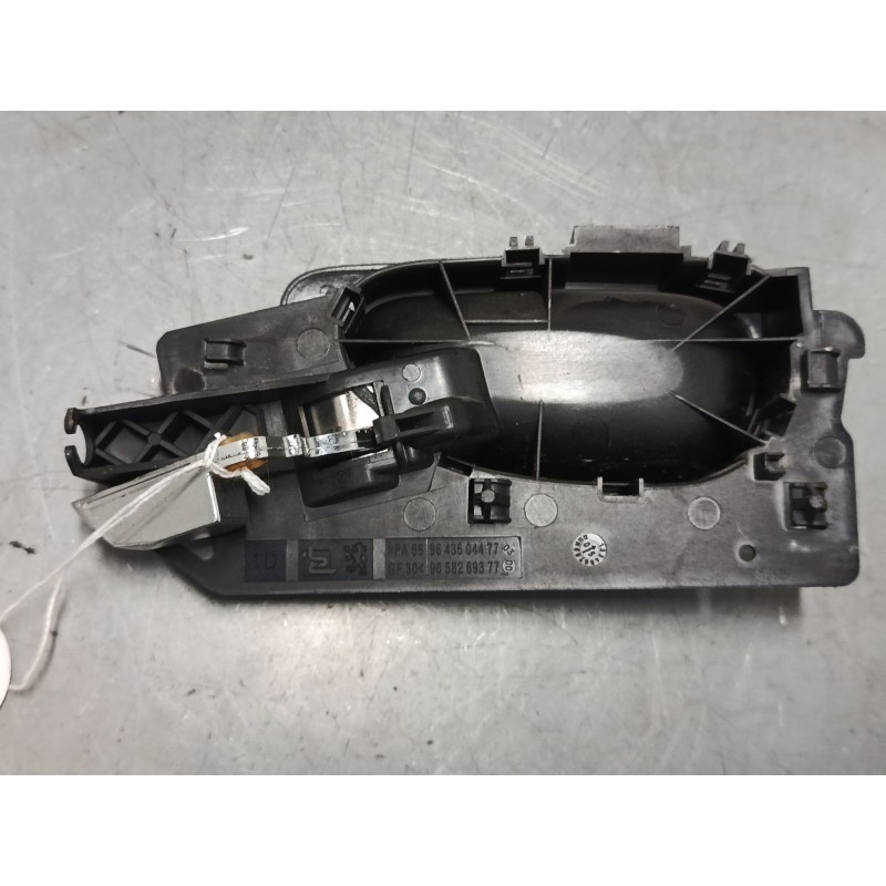 Recambio de maneta interior delantera derecha para peugeot 307 cc (3b) 2.0 16v referencia OEM IAM 9643604477 9658269377 