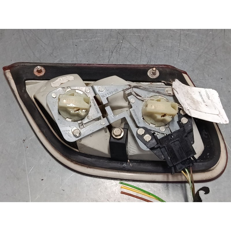 Recambio de piloto trasero porton izquierdo para mercedes-benz clk (c208) clk 320 (208.365) referencia OEM IAM 2088200564  