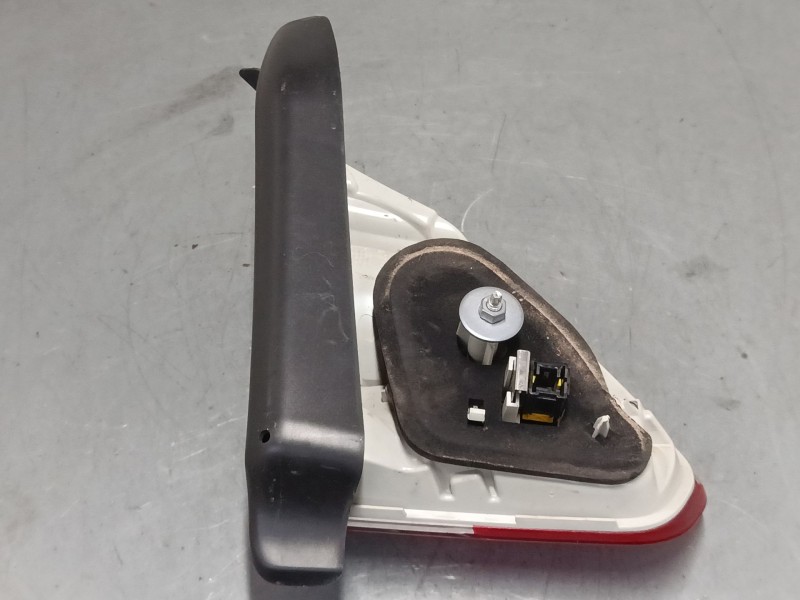 Recambio de piloto trasero porton derecho para peugeot 2008 i (cu_) 1.6 hdi referencia OEM IAM 9678074580  