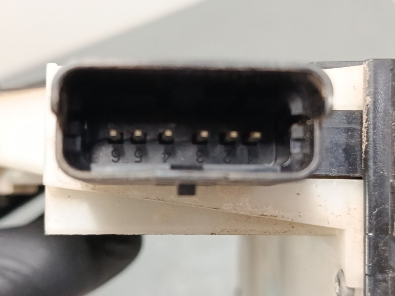 Recambio de cerradura puerta trasera derecha para peugeot 2008 i (cu_) 1.6 hdi referencia OEM IAM   