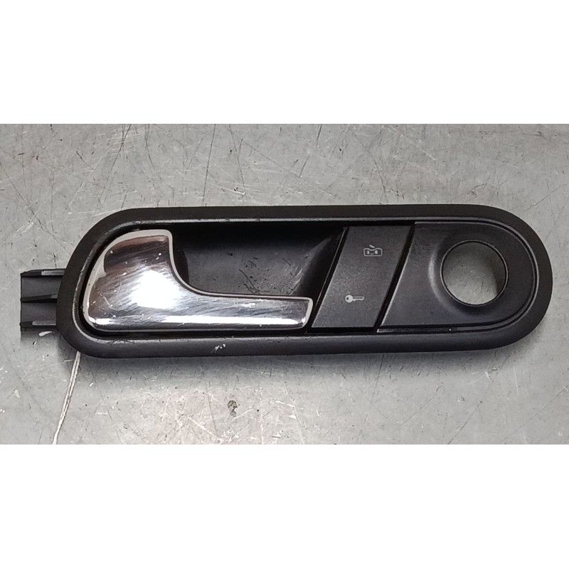 Recambio de maneta interior puerta delantera izquierda para seat ibiza iii (6l1) 1.4 16v referencia OEM IAM 6L0837113D  