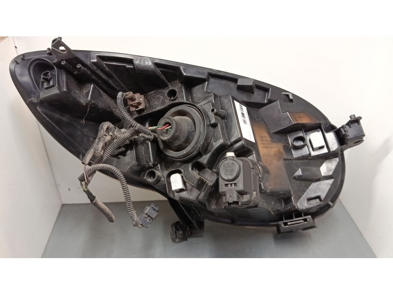 Recambio de faro izquierdo para citroën c1 (pm_, pn_) 1.0 referencia OEM IAM 085521123L  