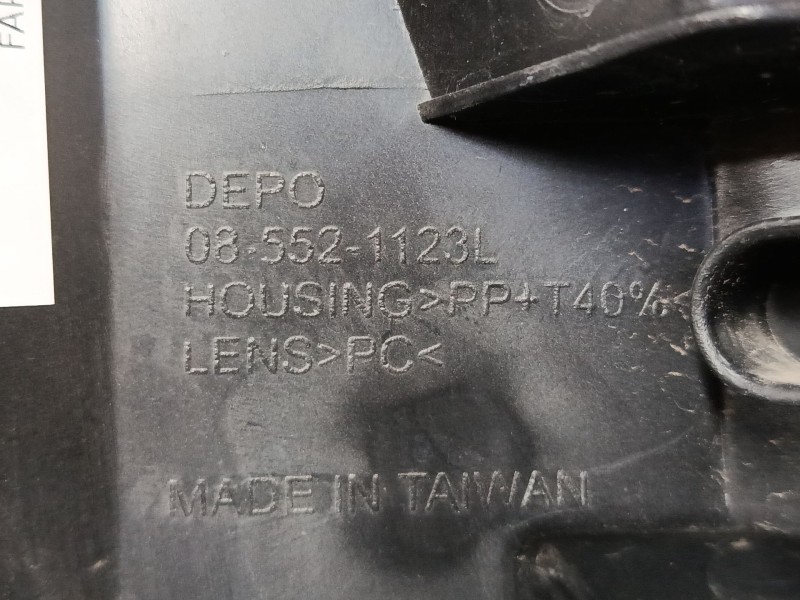Recambio de faro izquierdo para citroën c1 (pm_, pn_) 1.0 referencia OEM IAM 085521123L  