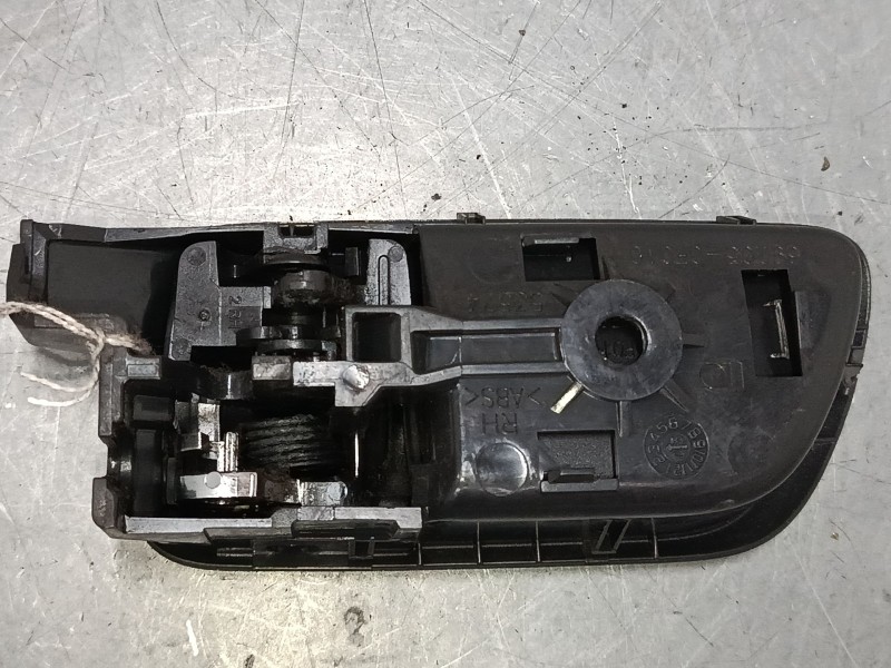 Recambio de maneta interior puerta delantera derecha para toyota corolla verso (zer_, zze12_, r1_) 2.0 d-4d (cur10_) referencia 