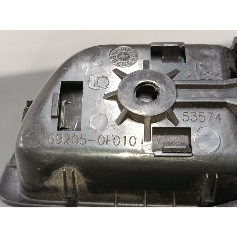 Recambio de maneta interior puerta delantera derecha para toyota corolla verso (zer_, zze12_, r1_) 2.0 d-4d (cur10_) referencia 