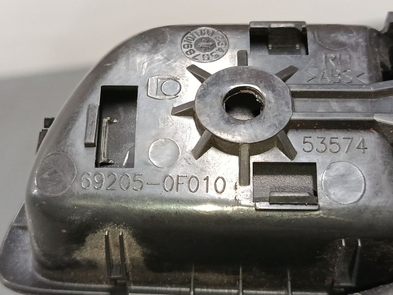 Recambio de maneta interior puerta delantera derecha para toyota corolla verso (zer_, zze12_, r1_) 2.0 d-4d (cur10_) referencia 