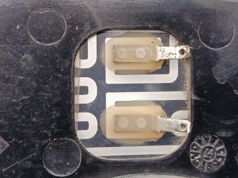 Recambio de cristal retrovisor derecho para peugeot partner furgoneta/monovolumen (5_, g_) 2.0 hdi referencia OEM IAM   