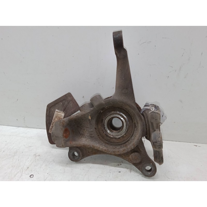 Recambio de mangueta delantera derecha para peugeot 407 (6d_) 2.0 hdi 135 (6drhrh, 6drhre, 6drhrg, 6drhrj) referencia OEM IAM   