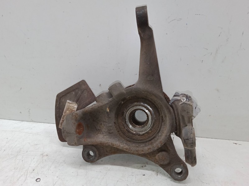 Recambio de mangueta delantera derecha para peugeot 407 (6d_) 2.0 hdi 135 (6drhrh, 6drhre, 6drhrg, 6drhrj) referencia OEM IAM   