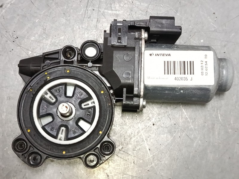 Recambio de motor elevaluna delantero izquierdo para nissan qashqai i (j10, nj10) 1.6 referencia OEM IAM 402035J  