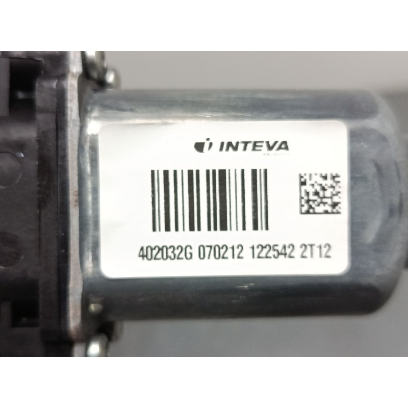 Recambio de motor elevaluna delantero derecho para nissan qashqai i (j10, nj10) 1.6 referencia OEM IAM 402032G  