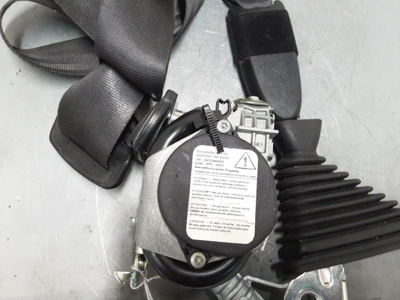 Recambio de cinturon seguridad delantero izquierdo para nissan qashqai i (j10, nj10) 1.6 referencia OEM IAM 86885jd010  