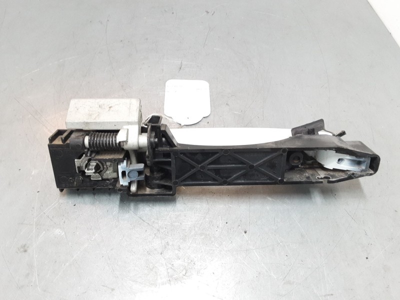 Recambio de maneta exterior puerta delantera izquierda para nissan qashqai i (j10, nj10) 1.6 referencia OEM IAM 80611EB30B  