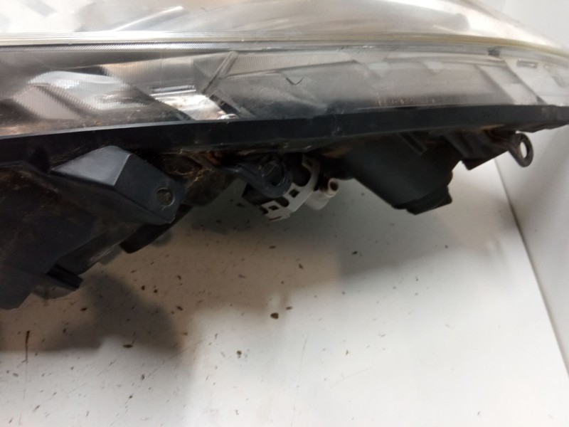 Recambio de faro derecho para renault scénic ii (jm0/1_) 1.9 dci (jm14) referencia OEM IAM   