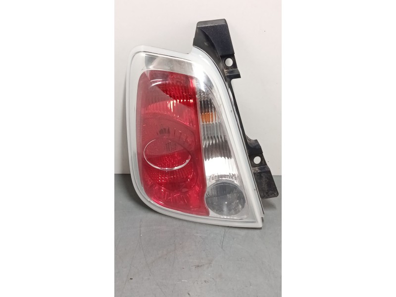 Recambio de piloto trasero izquierdo para fiat 500 c (312_) 1.2 (312cxa1a, 312axa1a) referencia OEM IAM 51885551  