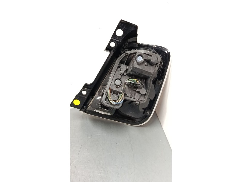 Recambio de piloto trasero izquierdo para fiat 500 c (312_) 1.2 (312cxa1a, 312axa1a) referencia OEM IAM 51885551  