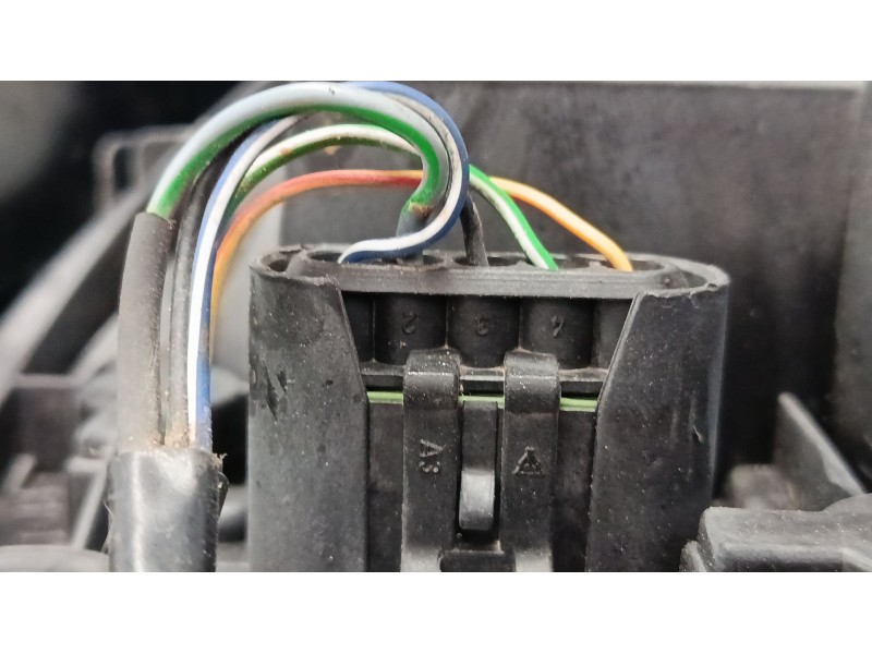 Recambio de piloto trasero izquierdo para fiat 500 c (312_) 1.2 (312cxa1a, 312axa1a) referencia OEM IAM 51885551  