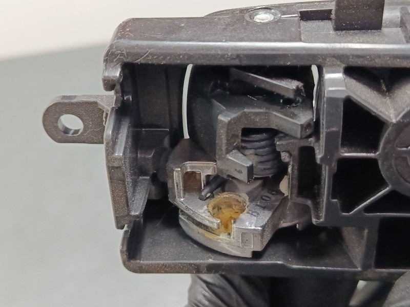 Recambio de maneta interior puerta trasera derecha para nissan leaf (ze0) electric referencia OEM IAM   