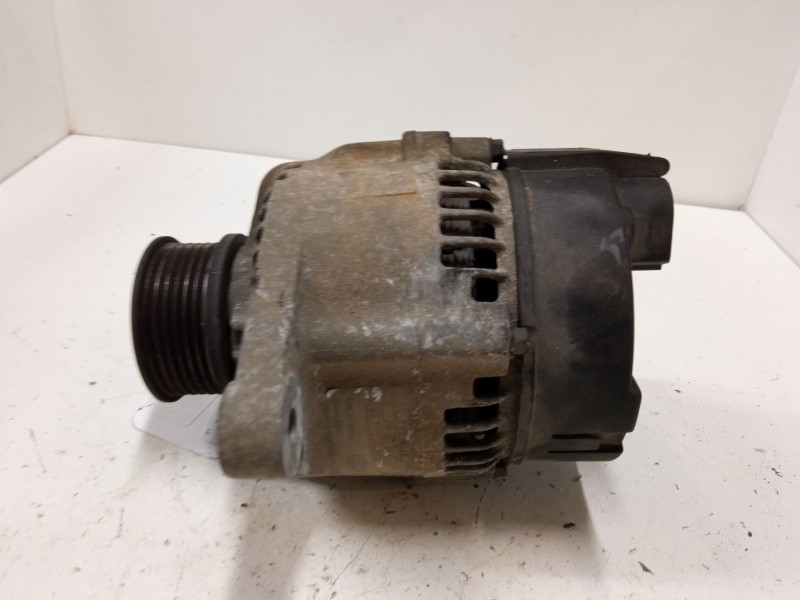 Recambio de alternador para fiat barchetta (183_) 1.8 16v referencia OEM IAM   