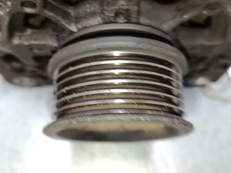 Recambio de alternador para volkswagen new beetle descapotable (1y7) 2.0 referencia OEM IAM 036903028A  