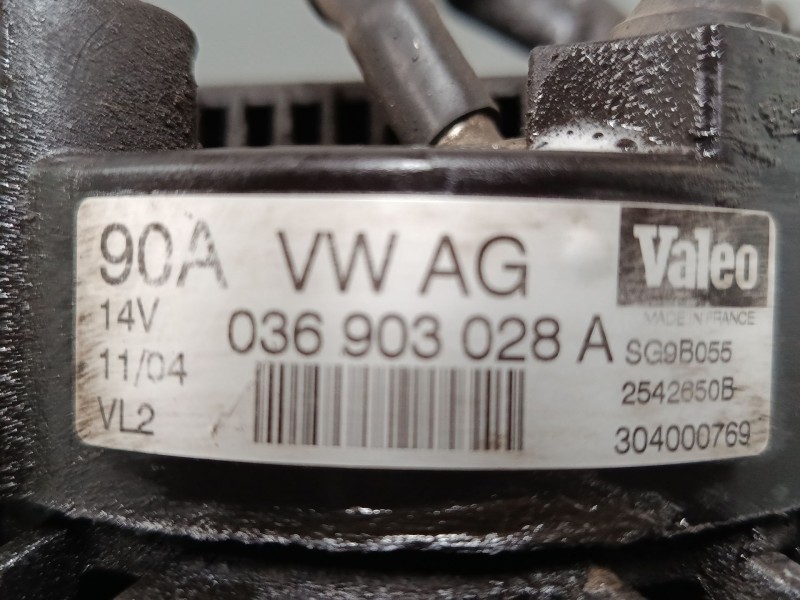 Recambio de alternador para volkswagen new beetle descapotable (1y7) 2.0 referencia OEM IAM 036903028A  