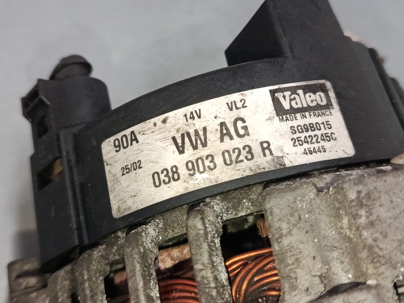 Recambio de alternador para audi a3 (8l1) 1.9 tdi referencia OEM IAM 038903023R  