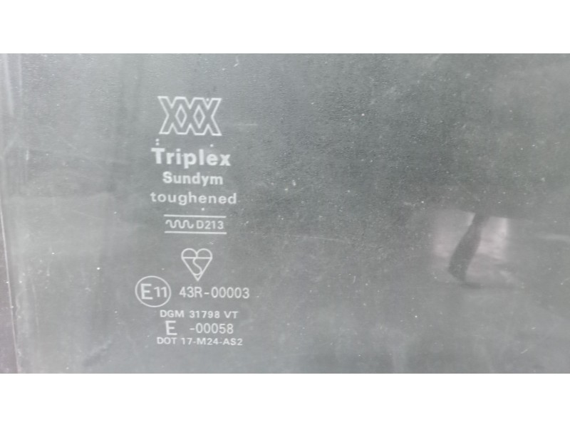 Recambio de luna custodia trasera izquierda para jaguar xj (xj40, xj81) 6 3.6 referencia OEM IAM   