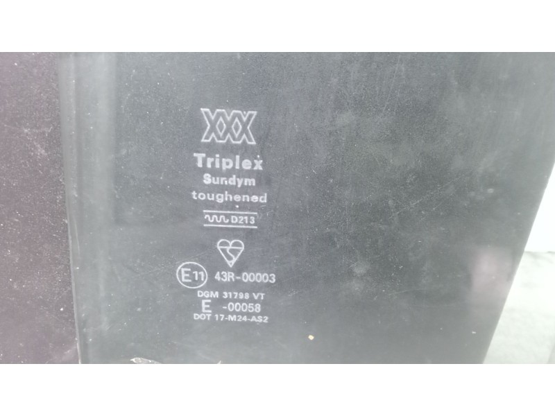 Recambio de luna trasera izquierda para jaguar xj (xj40, xj81) 6 3.6 referencia OEM IAM   